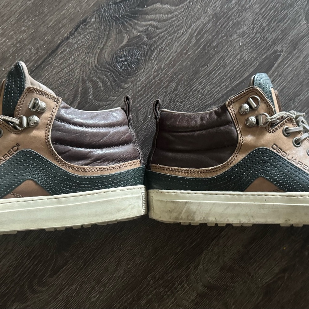 DSQUARED Mens Shoes Made in Italy (designed in Canada)